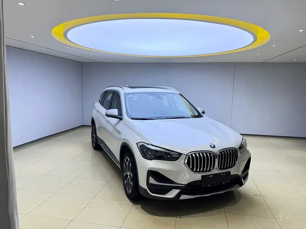 BMW X1 — фото 6