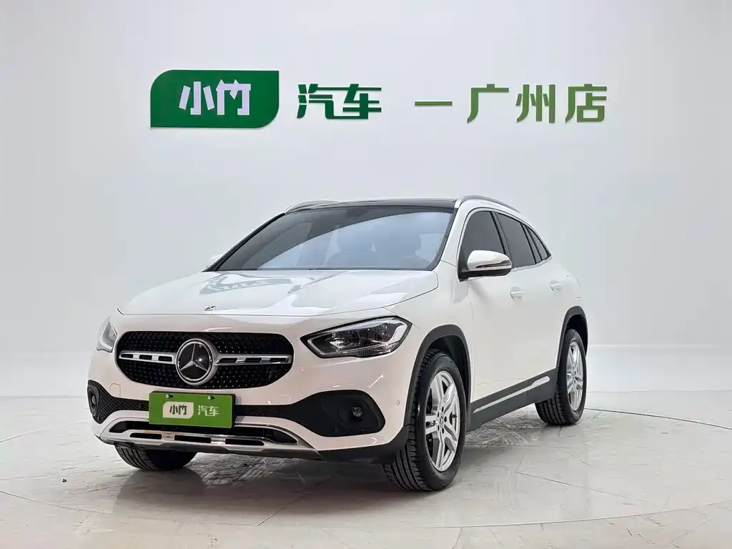 Mercedes-Benz GLA — фото 1