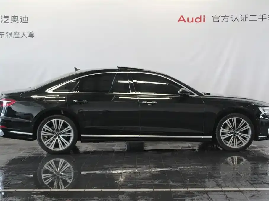 Audi A8 — фото 9