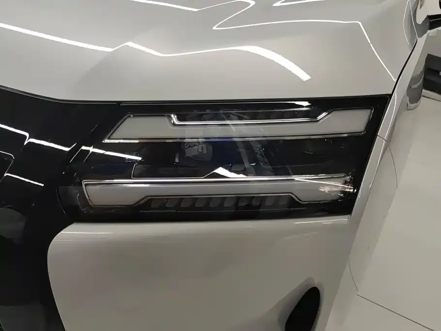 Wuling Starlight 730 New Energy — фото 4