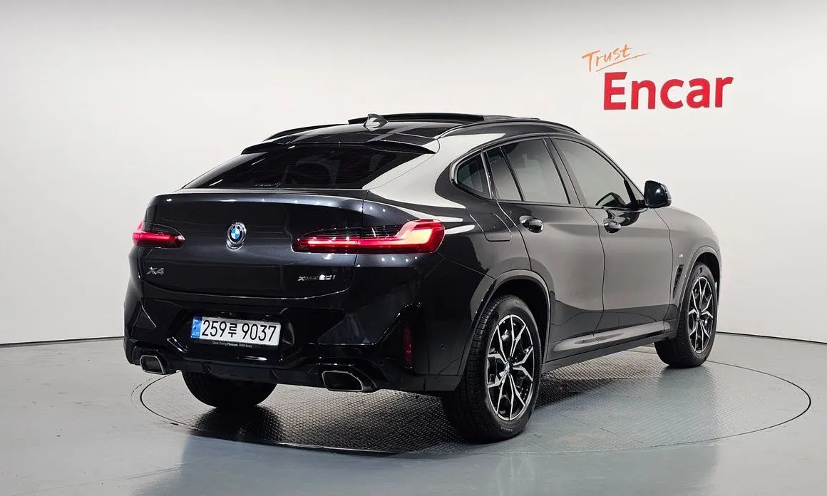 BMW X4 2022 из KR, фото 3