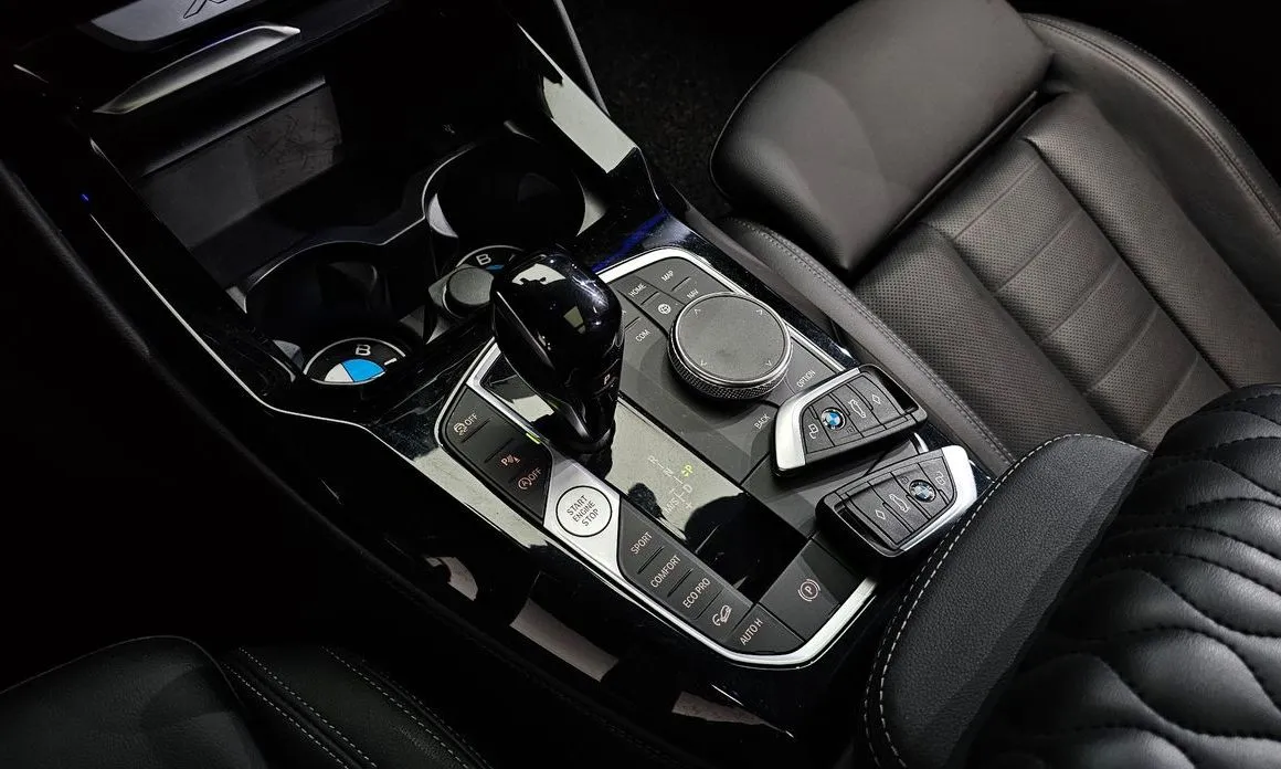BMW X4 2022 из KR, фото 9
