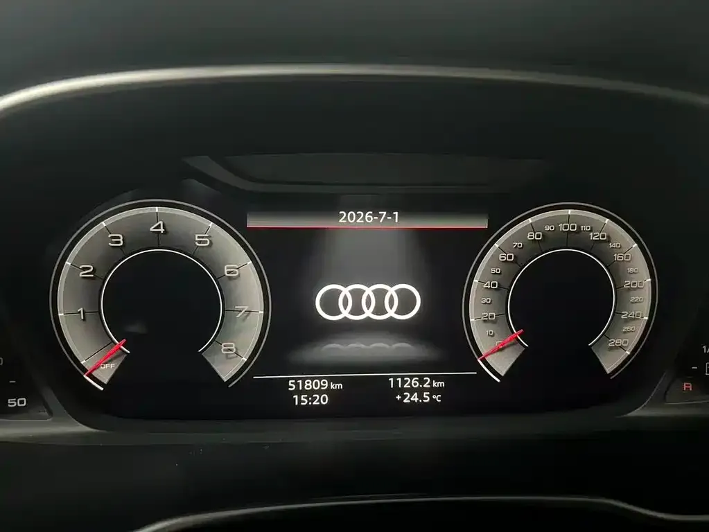 Audi Q3 — фото 2