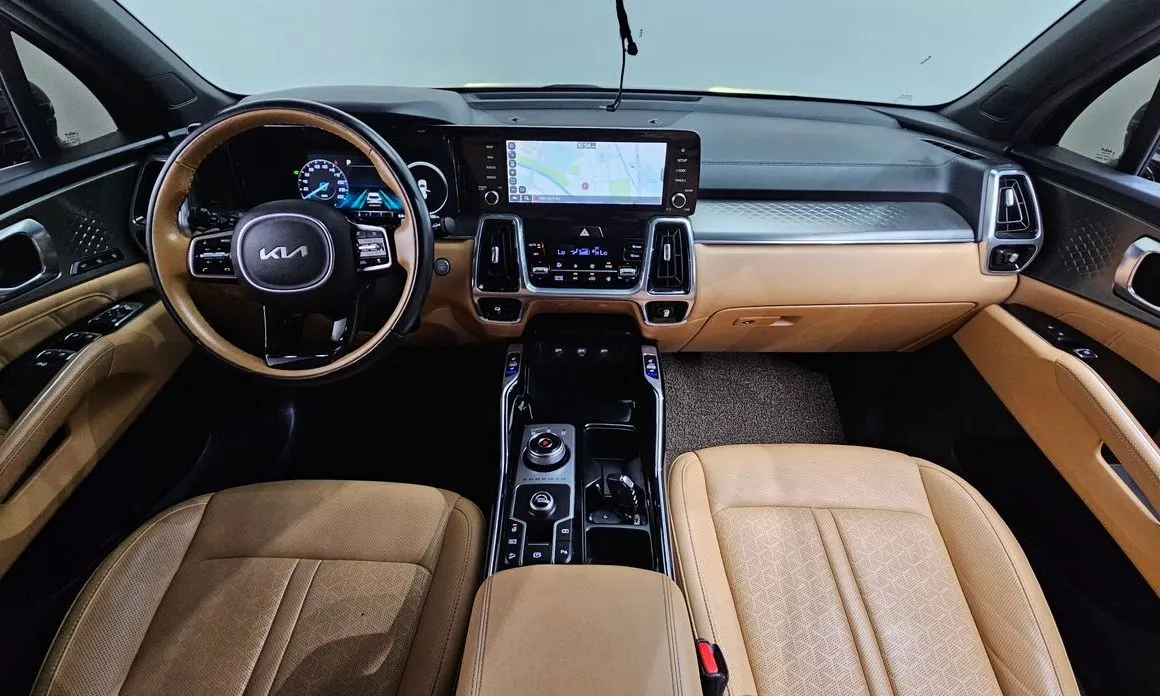 Kia Sorento — фото 9
