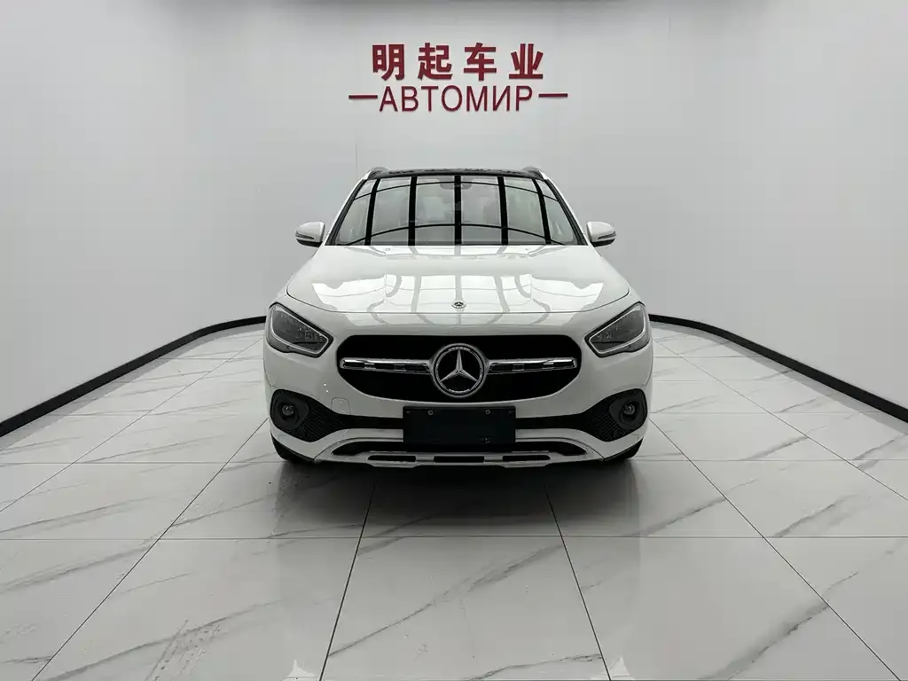 Mercedes-Benz GLA — фото 8