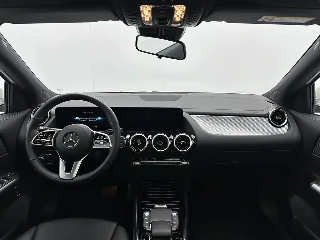 Mercedes-Benz GLA — фото 9