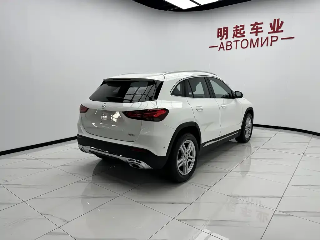 Mercedes-Benz GLA — фото 7