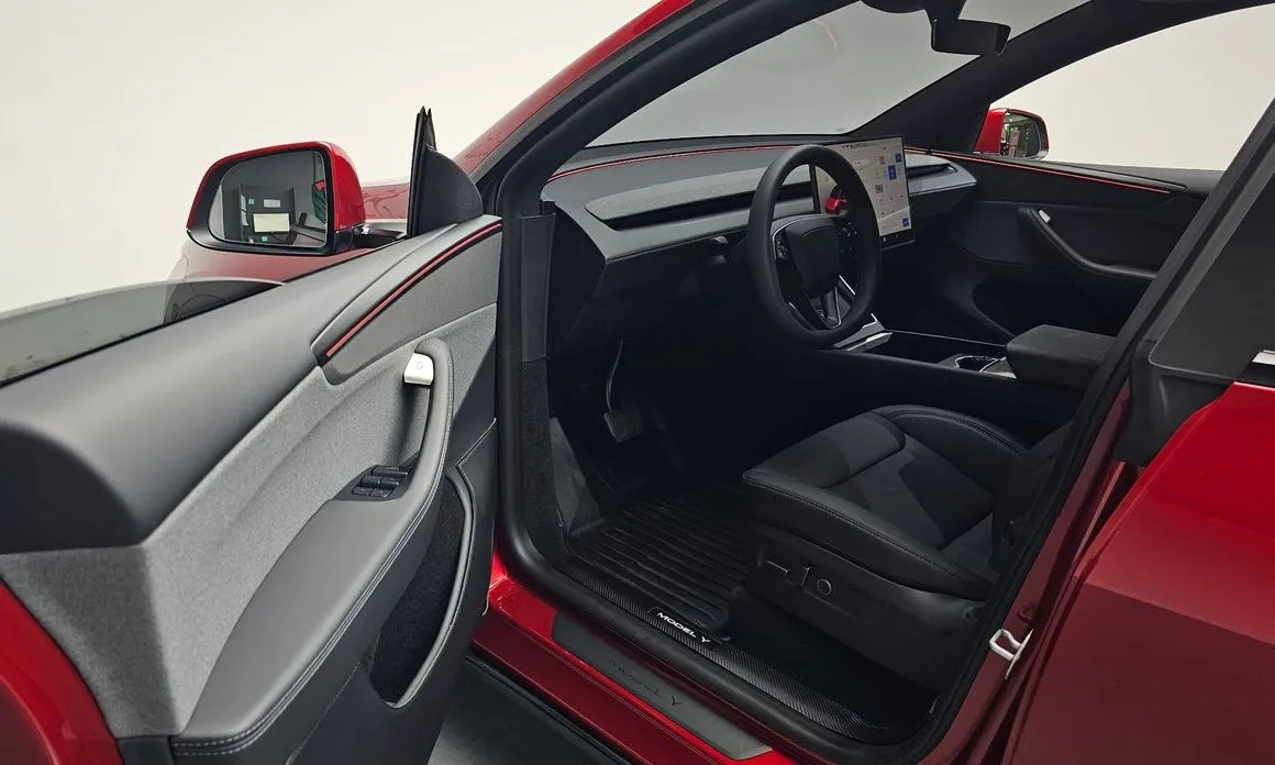 Tesla Model Y 2026 из KR, фото 3
