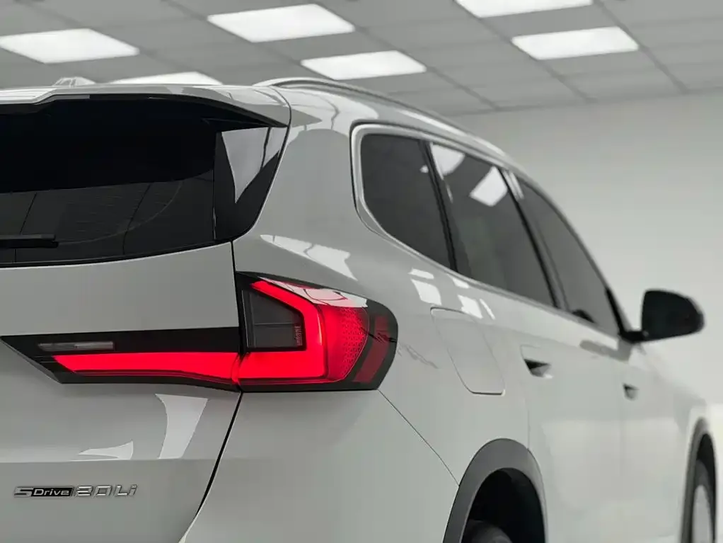 BMW X1 — фото 4