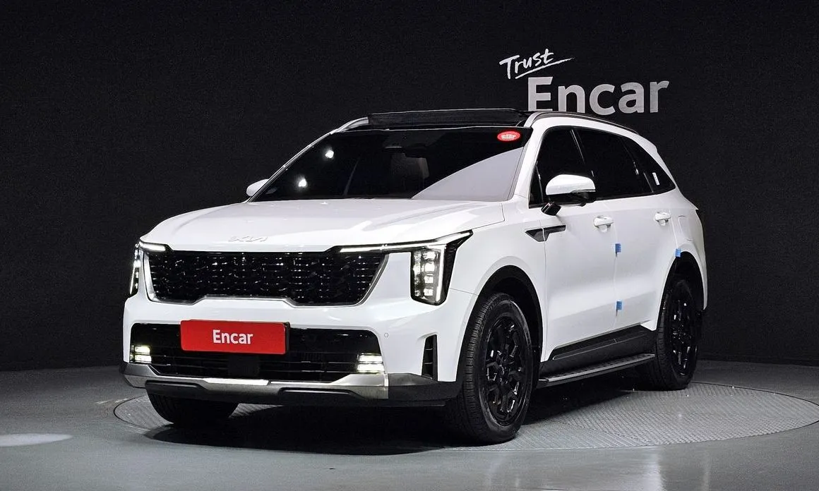 Kia Sorento — фото 1