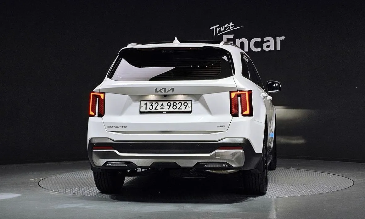 Kia Sorento — фото 5