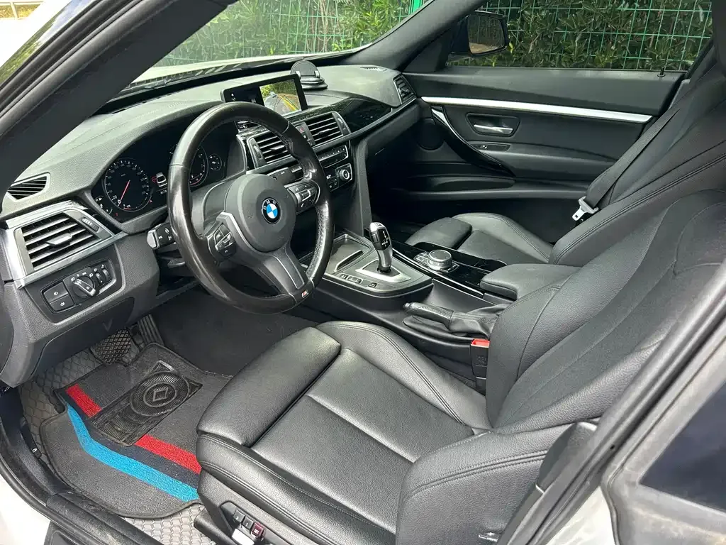 BMW 3 Series GT — фото 8
