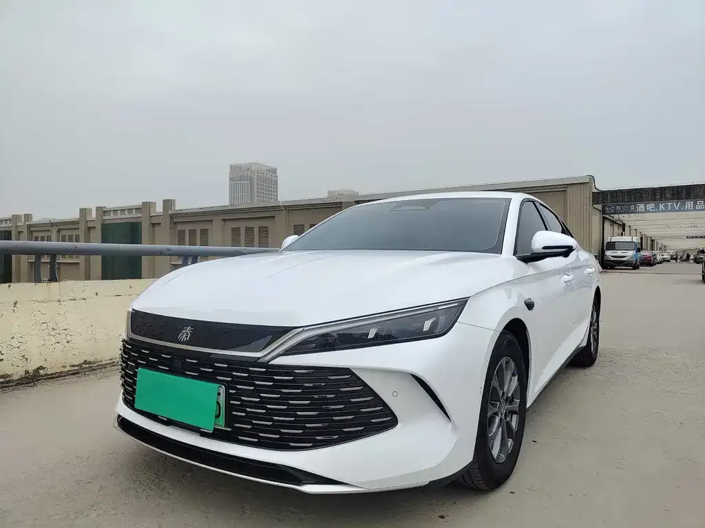 BYD Qin L — фото 1