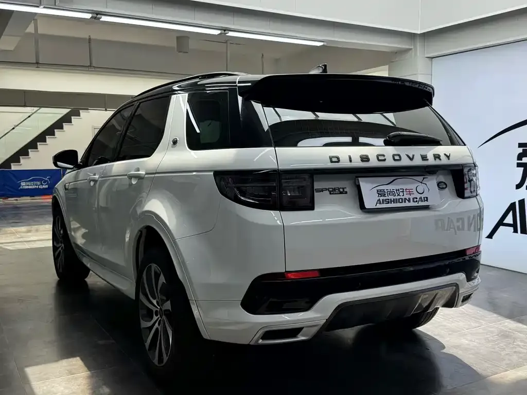 Land Rover Discovery Sport — фото 2
