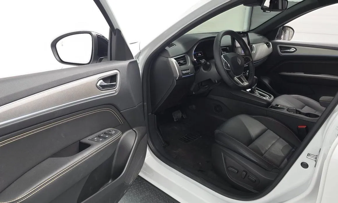 Renault Korea (Samsung) Arkana 2025 из KR, фото 3