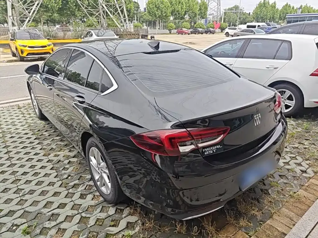 Buick Regal — фото 6