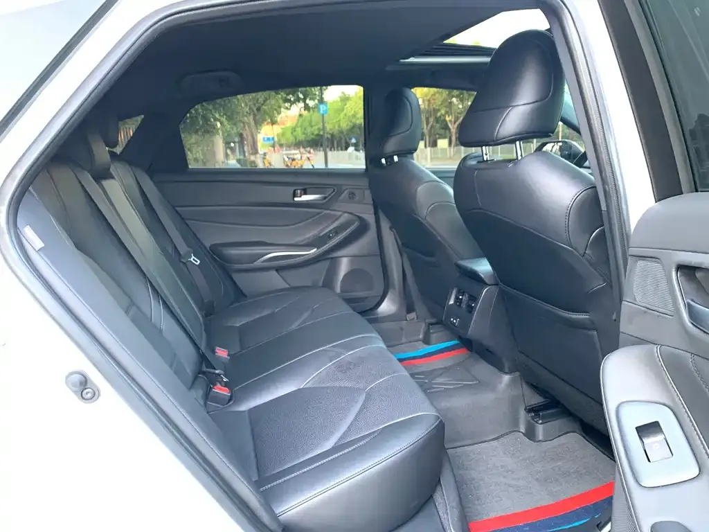 Toyota Avalon 2024 из CN, фото 3