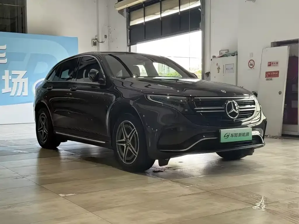 Mercedes-Benz EQC — фото 2