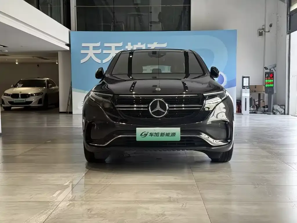 Mercedes-Benz EQC — фото 3