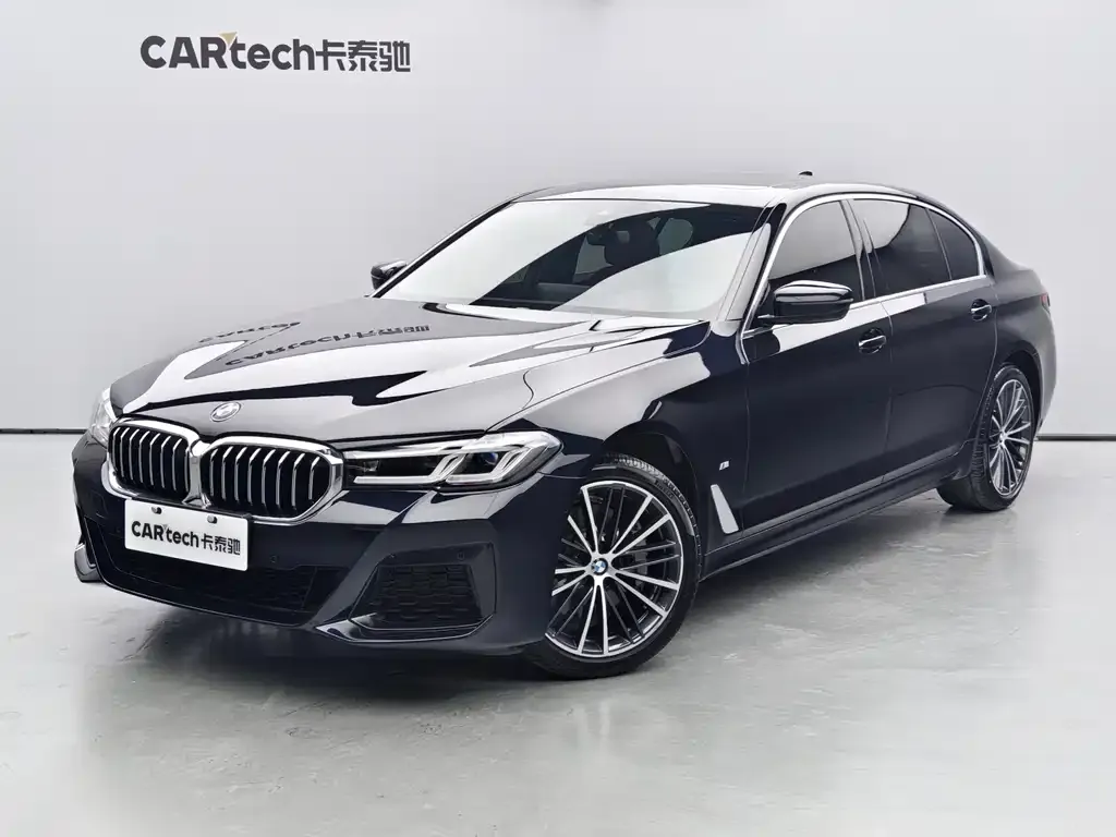 BMW 5 Series — фото 1