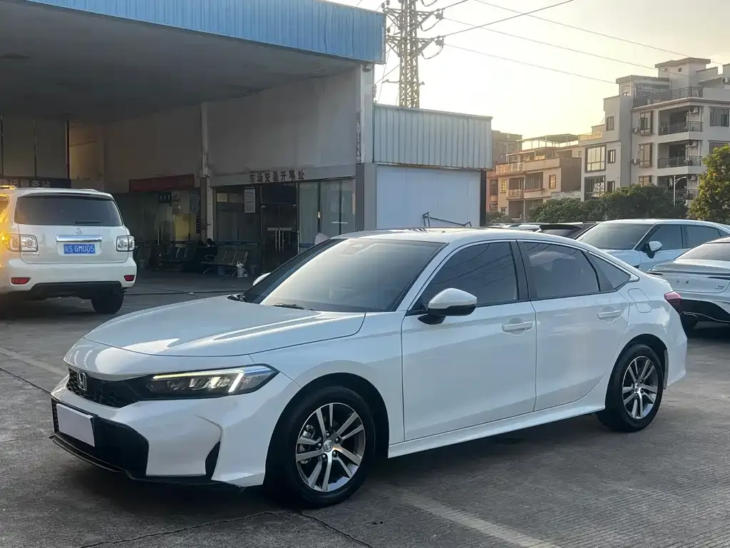 Honda Civic — фото 1