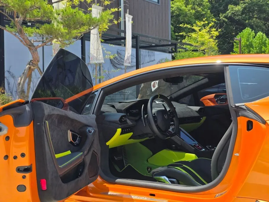 Lamborghini Huracan 2023 из KR, фото 8