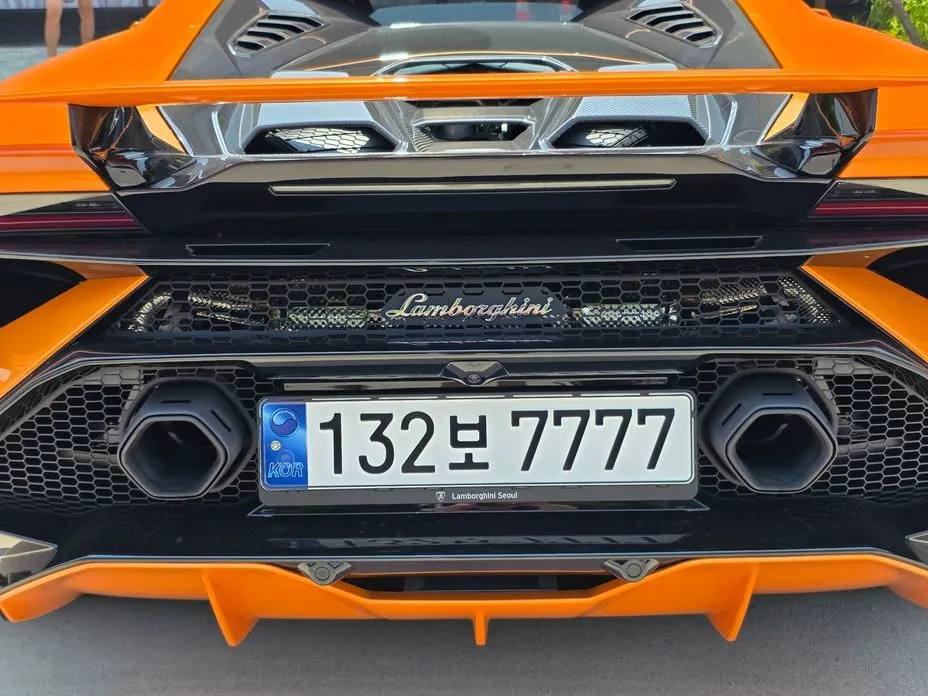 Lamborghini Huracan 2023 из KR, фото 10