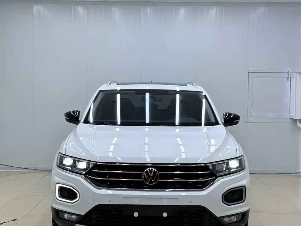 Volkswagen T-Roc — фото 3