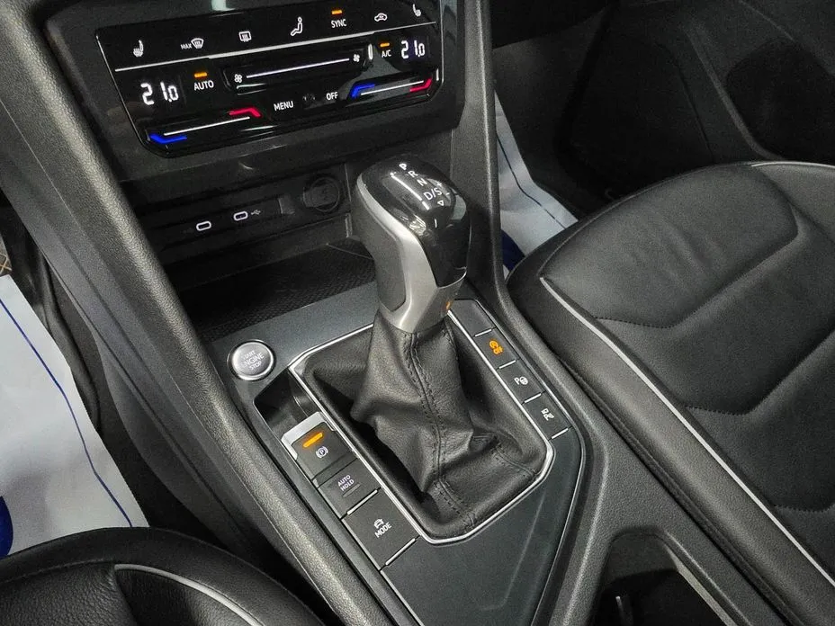 Volkswagen Tiguan — фото 4