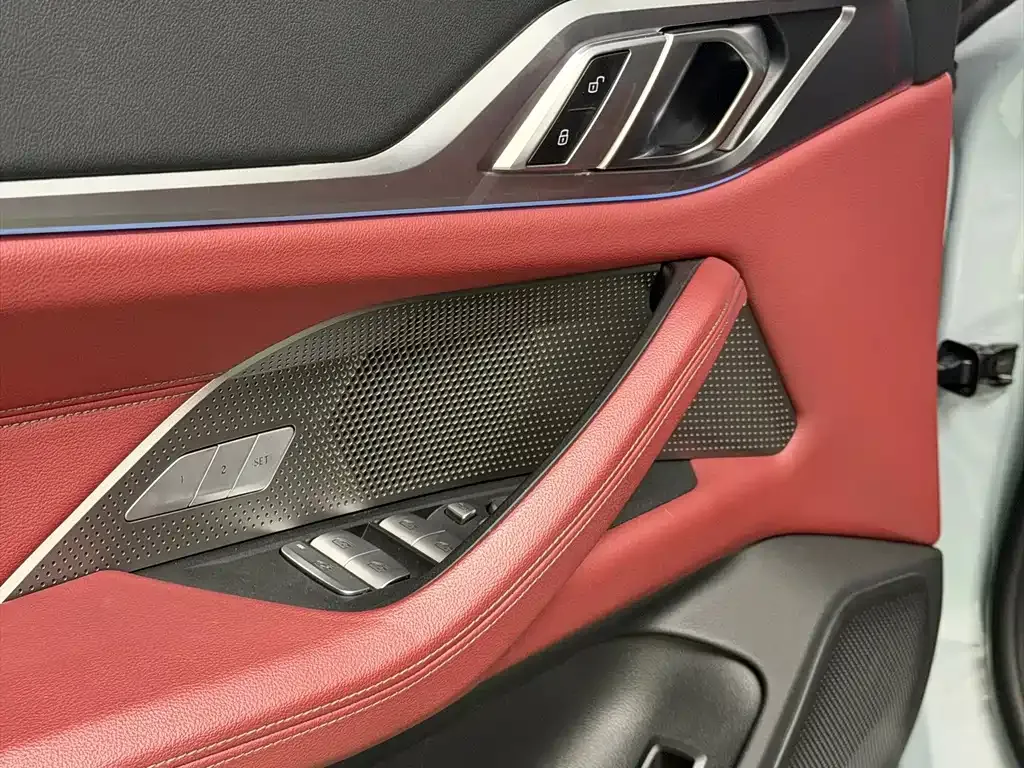 BMW i4 — фото 10