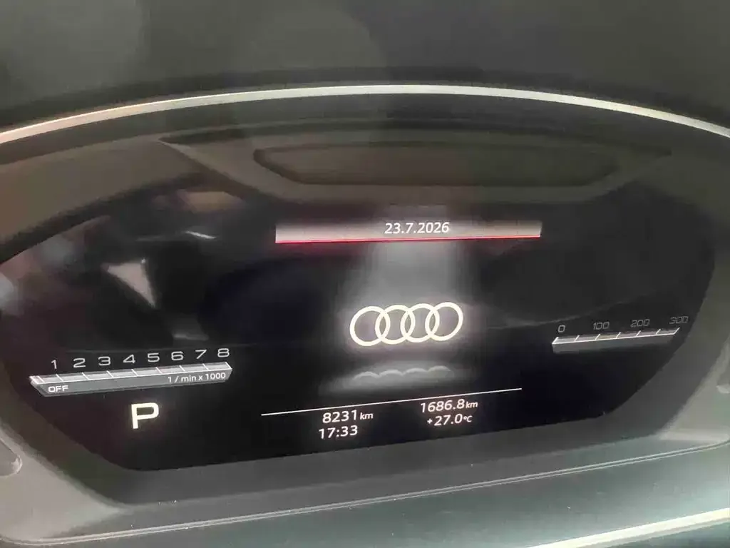 Audi A8 — фото 2
