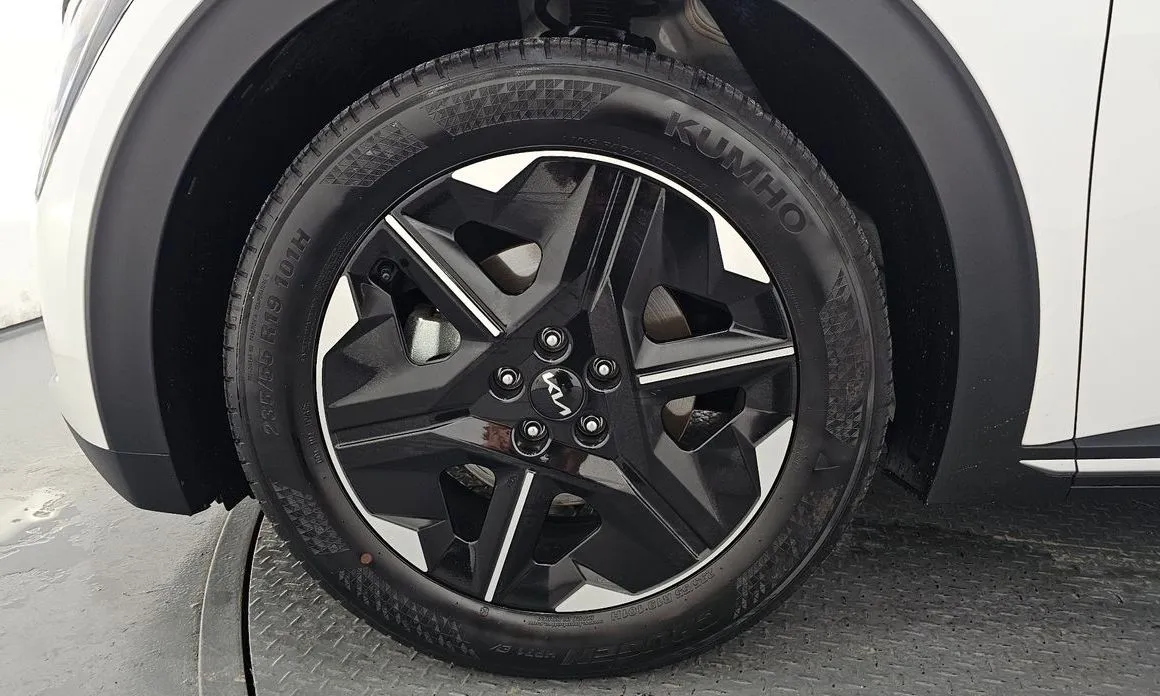 Kia EV6 — фото 3