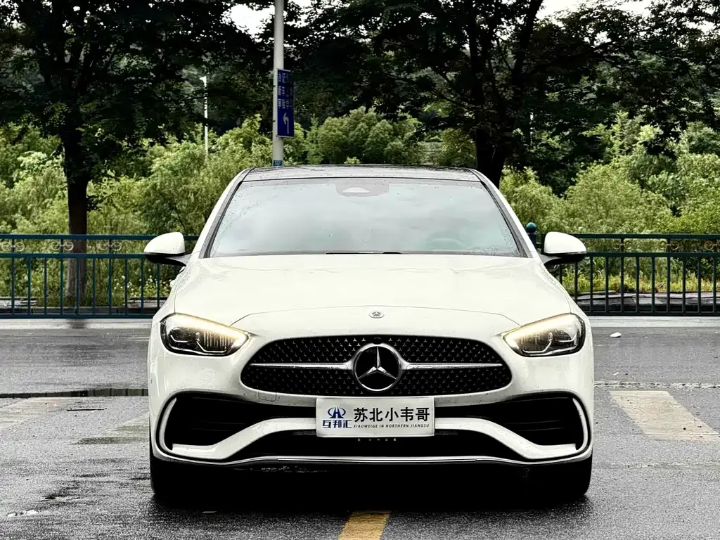 Mercedes-Benz C-Class — фото 1