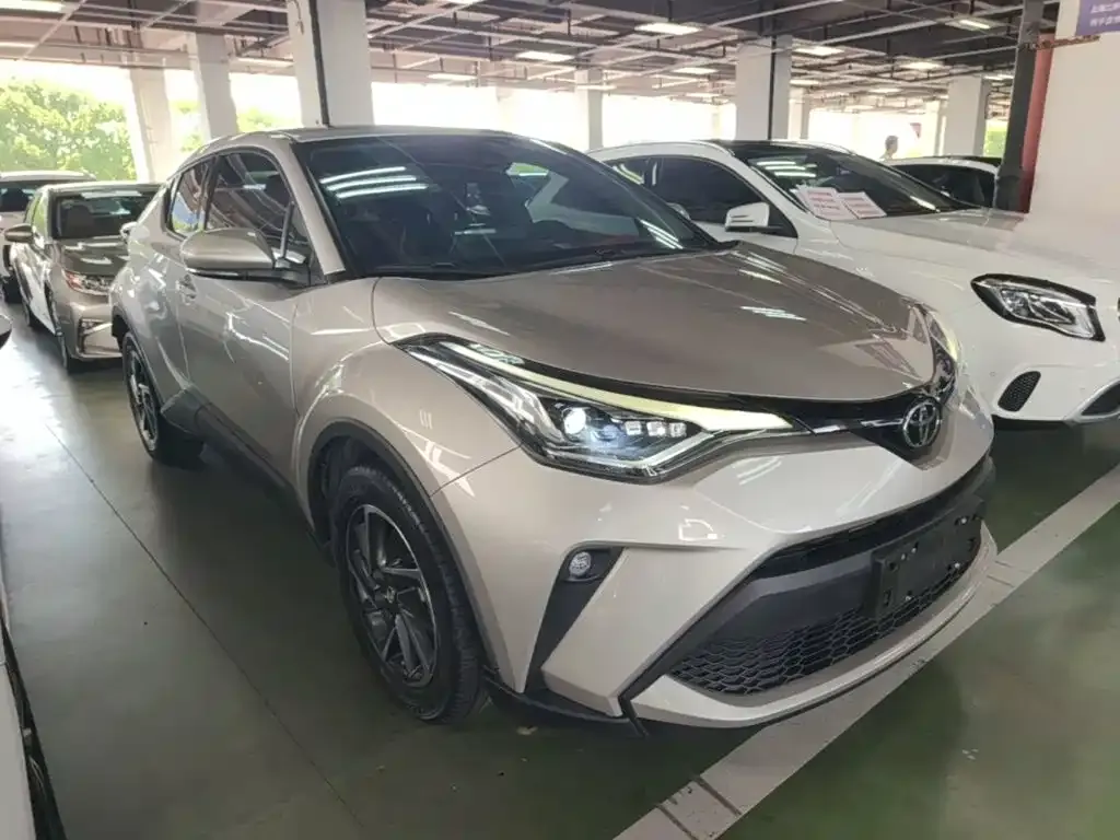 Toyota C-HR — фото 5