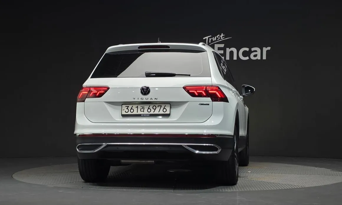 Volkswagen Tiguan — фото 4