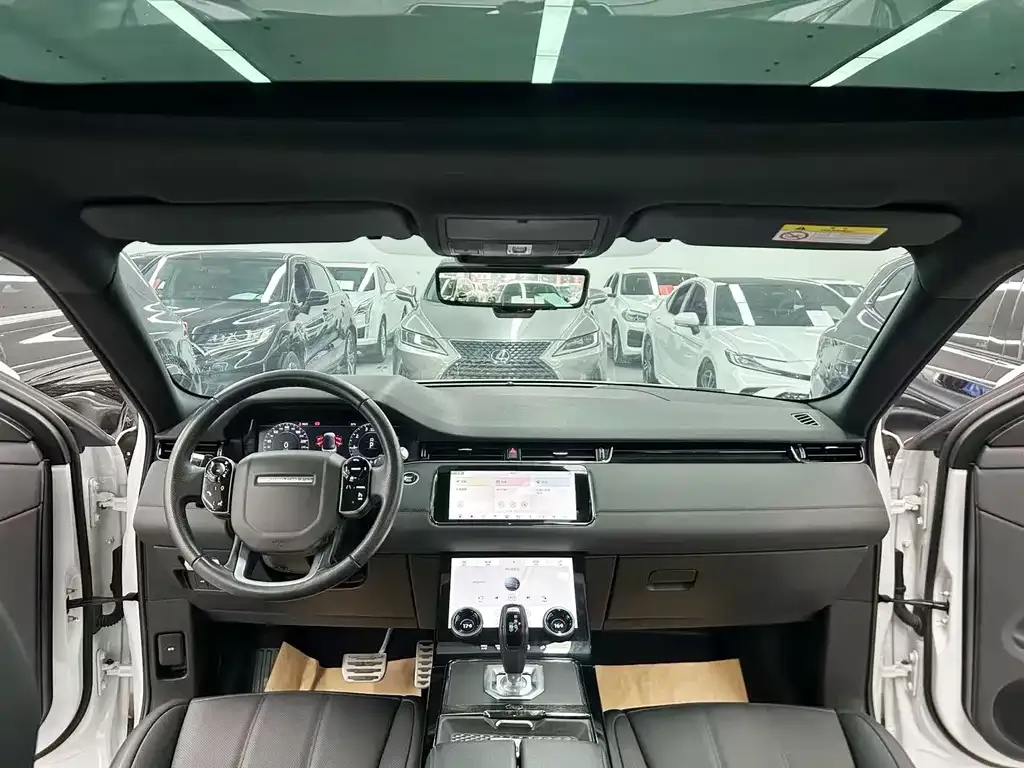 Land Rover Evoque — фото 10
