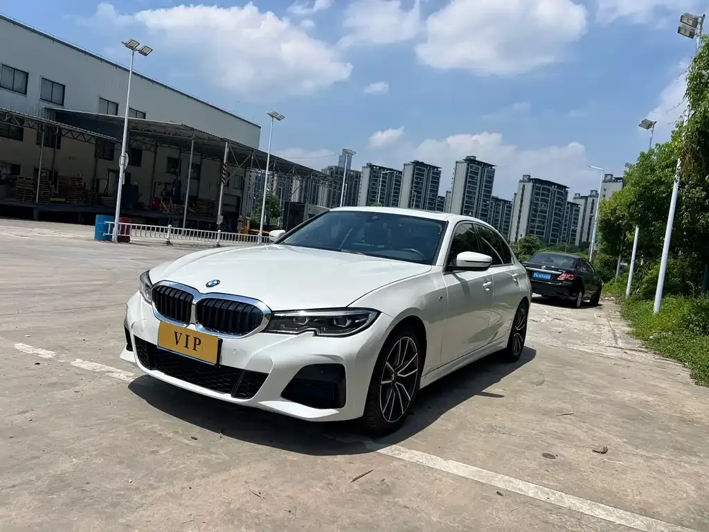 BMW 3 Series — фото 1