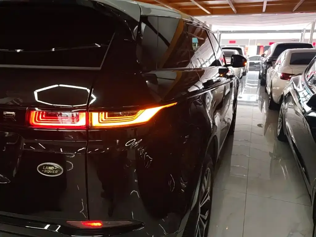 Land Rover Evoque — фото 8