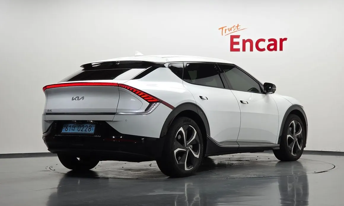 Kia EV6 — фото 4