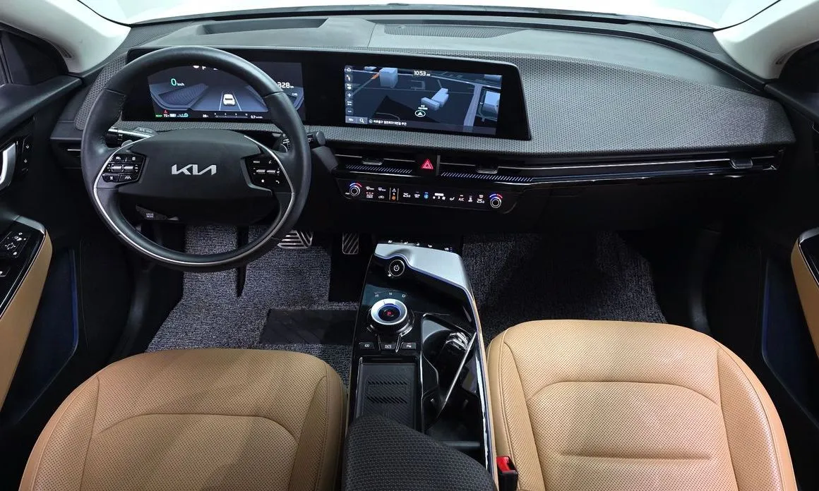 Kia EV6 — фото 10