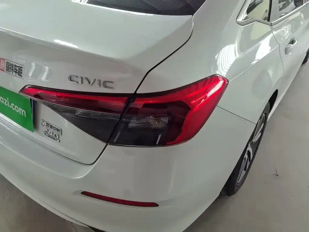 Honda Civic — фото 5