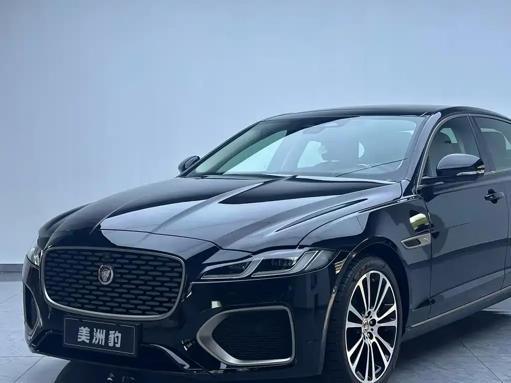 Jaguar XFL — фото 6