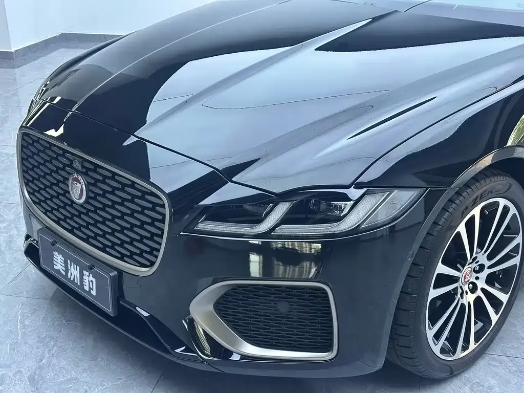 Jaguar XFL — фото 3