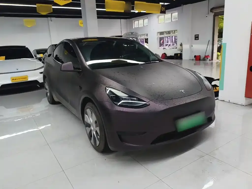 Tesla Model Y — фото 5