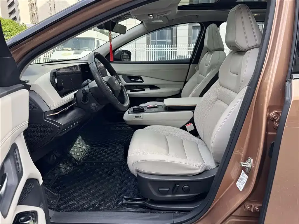 Nissan Ariya — фото 10
