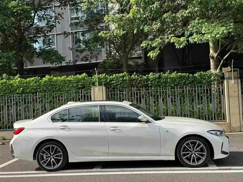BMW 3 Series — фото 10