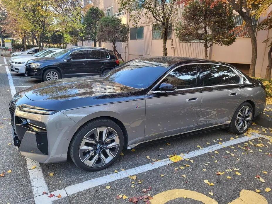 BMW 7-Series 2023 из KR, фото 7