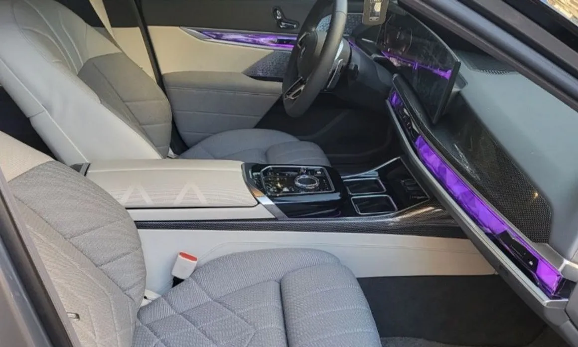 BMW 7-Series 2023 из KR, фото 6
