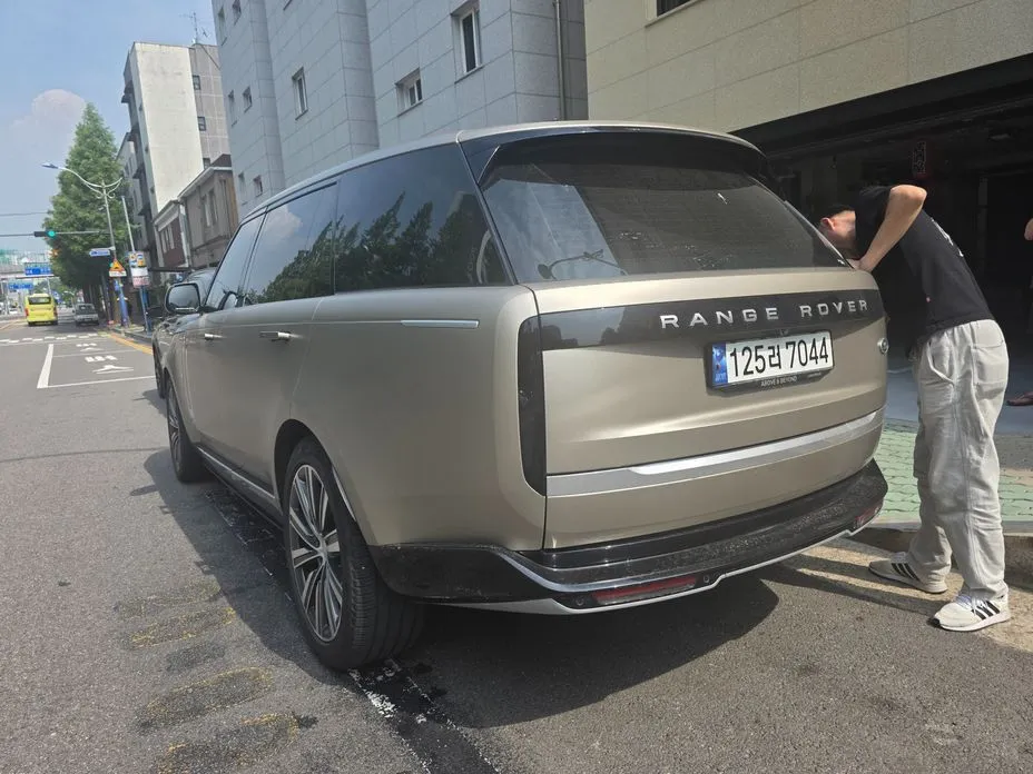 Land Rover Range Rover 2023 из KR, фото 7