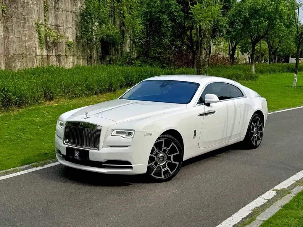 Rolls-Royce Wraith — фото 1